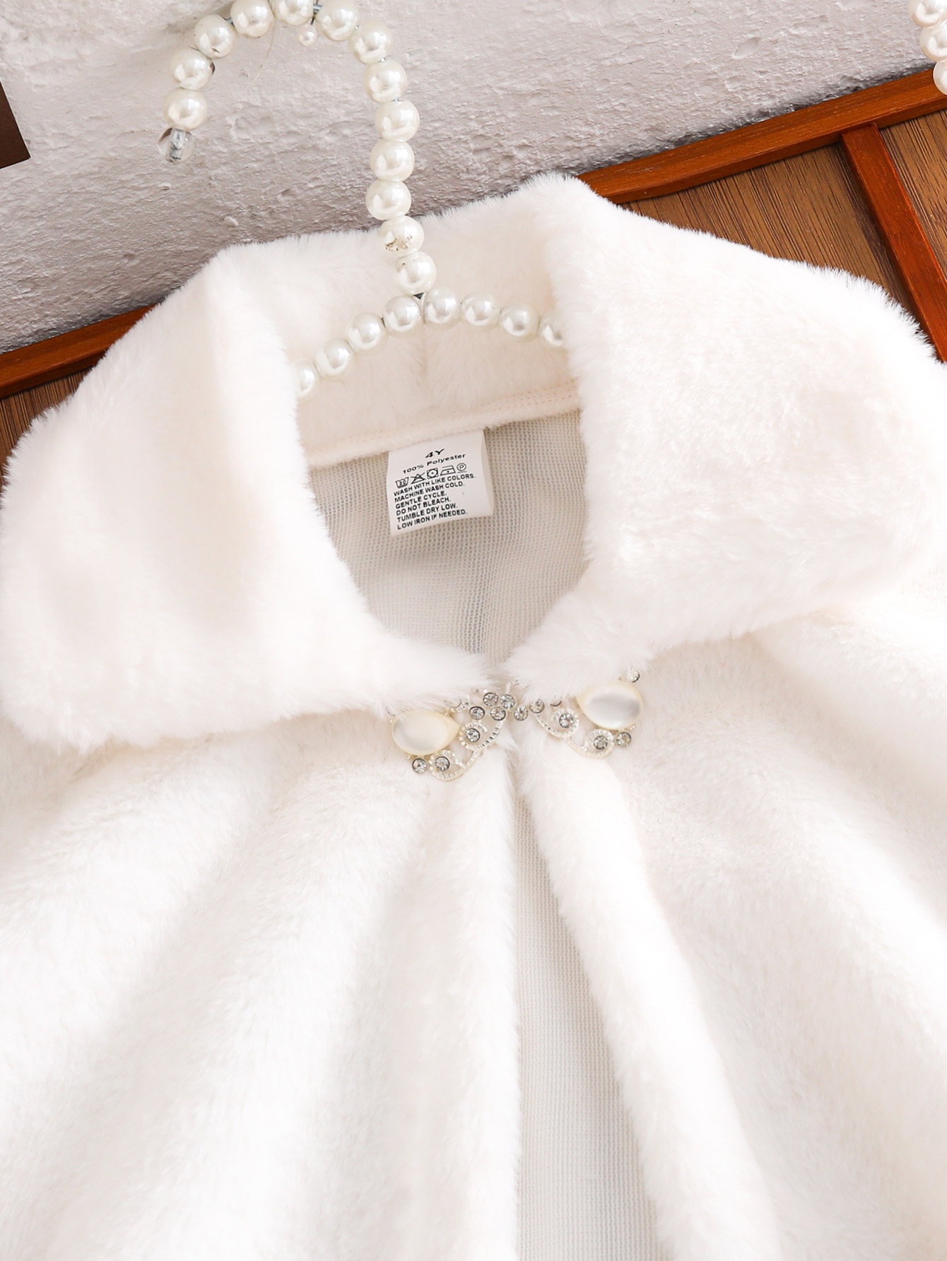 Kızlar için Sıcak Beyaz Prense - Winter Clothing Activity incelemesi ve fiyatı